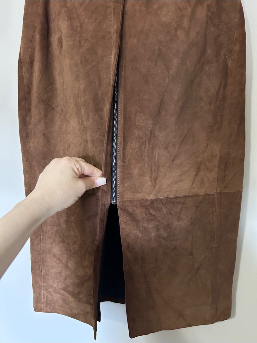 JUDITH & CHARLES 100% Genuine Suede Midi Skirt - Picture 2 of 9